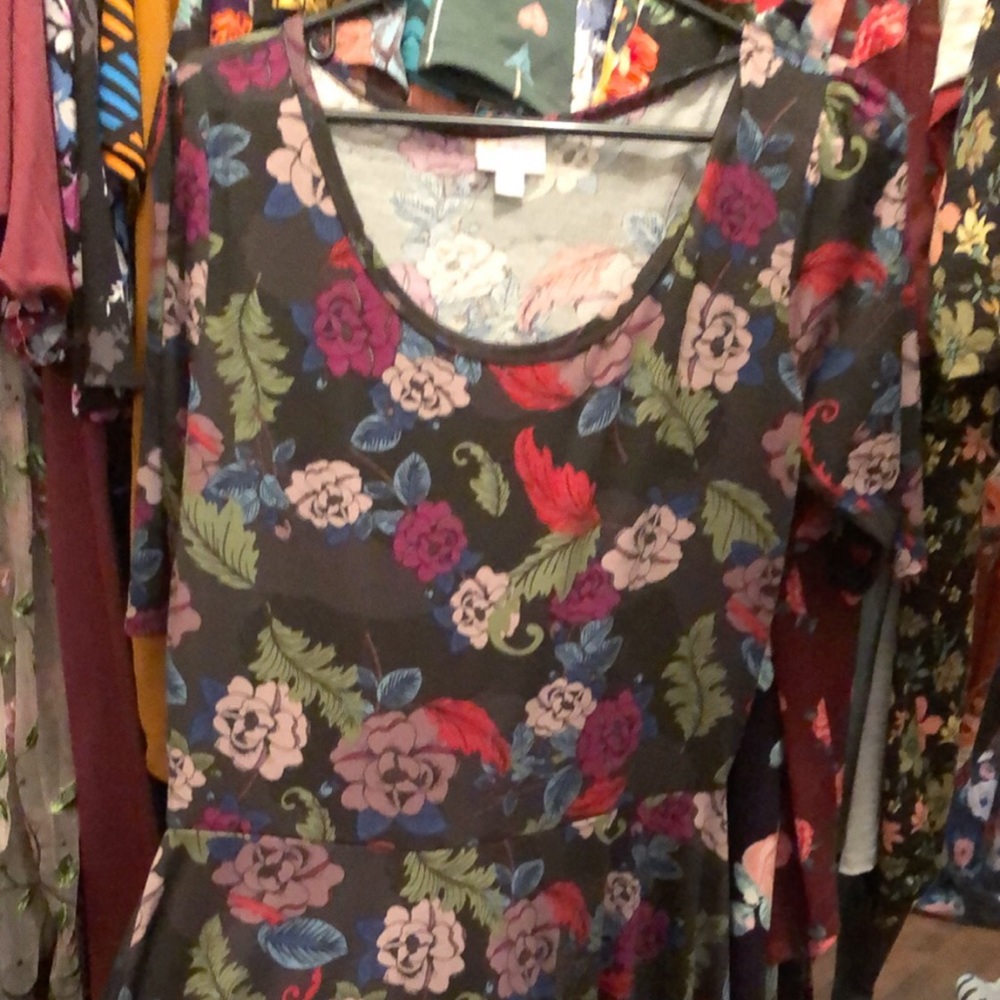 LulaRoe Nicole